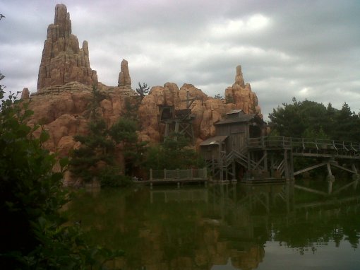 Funny Ruins at Disneyland, Paris